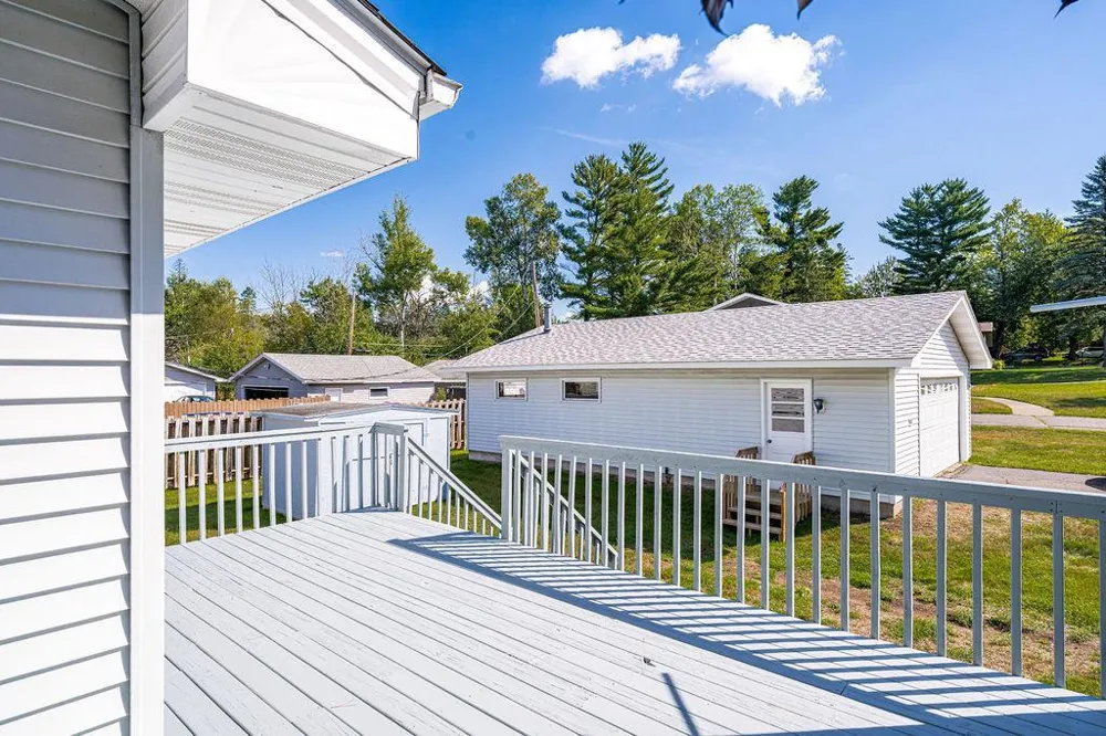 2802 Triggs Avenue Duluth, MN 55811