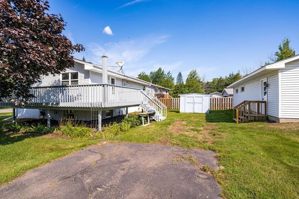 2802 Triggs Avenue Duluth, MN 55811
