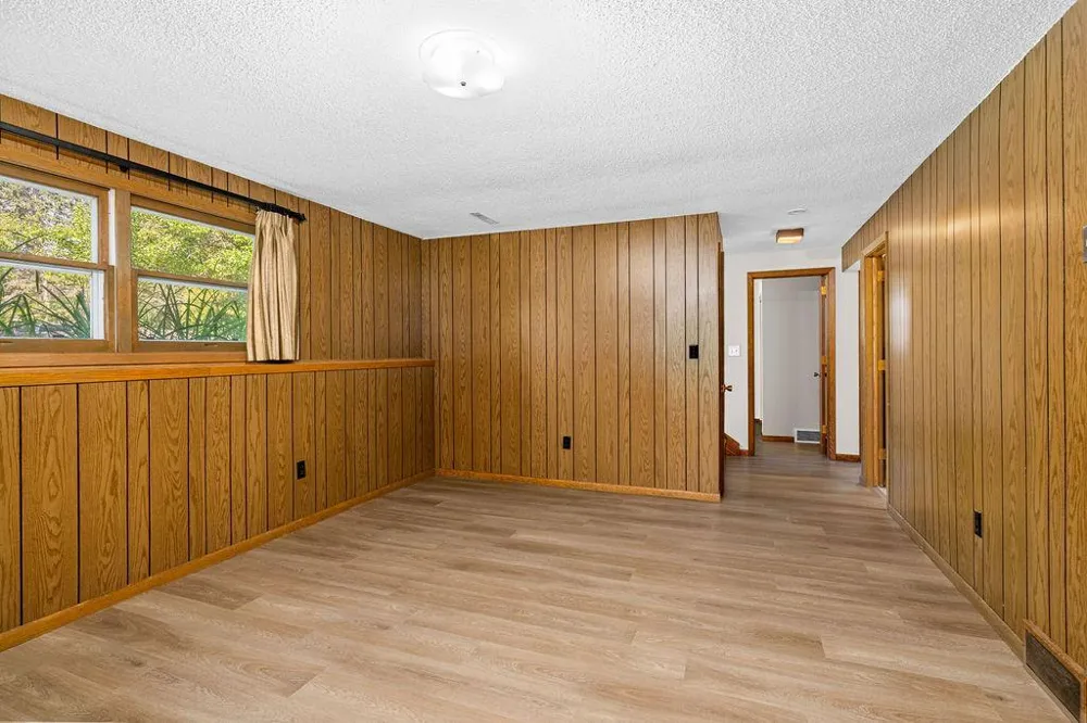 2802 Triggs Avenue Duluth, MN 55811