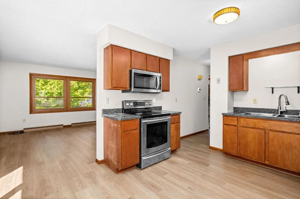 2802 Triggs Avenue Duluth, MN 55811