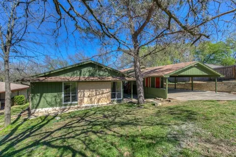 2902 Northeast Drive #B