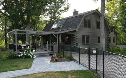 136 County Road E