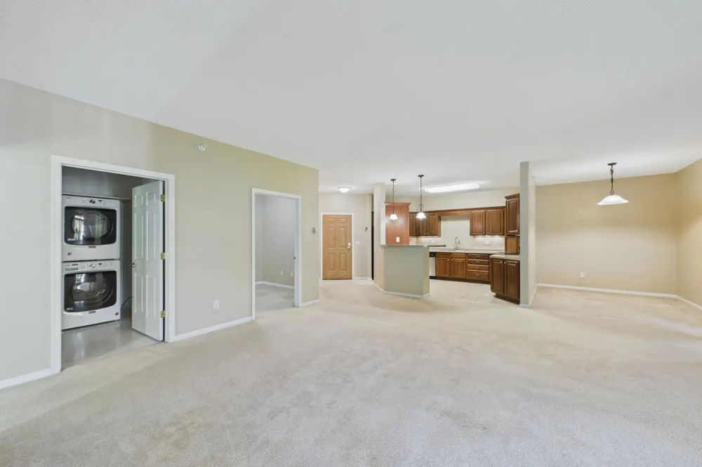 110696 Village Road #307 Chaska, MN 55318