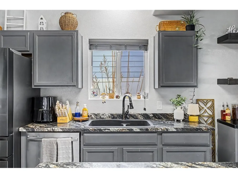 2220 Inspiration Lane Pueblo, CO 81008