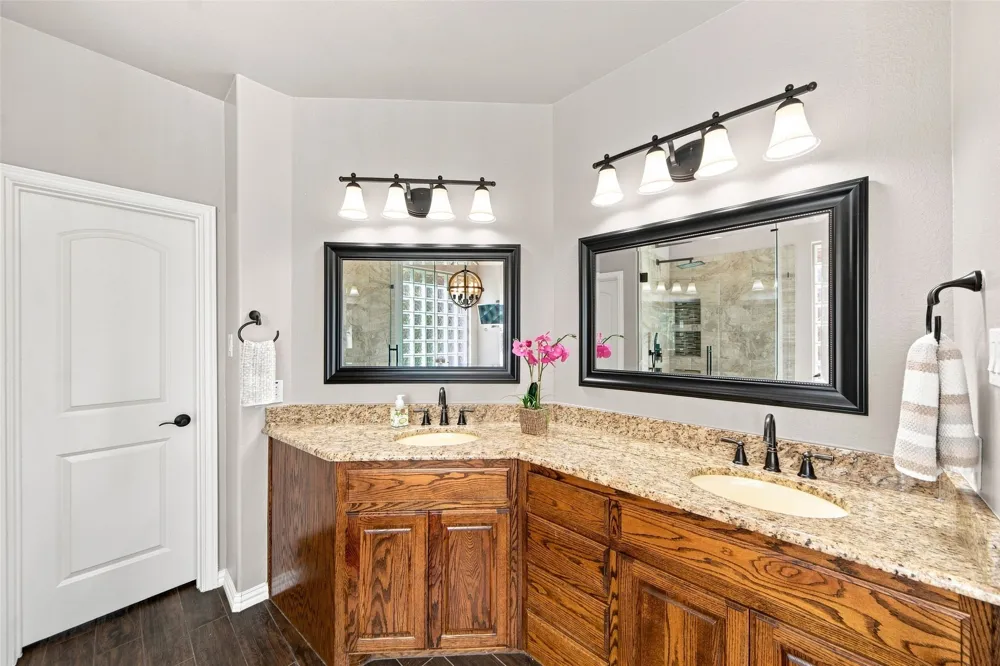 904 Cougar Drive Allen, TX 75013