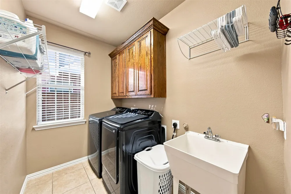 904 Cougar Drive Allen, TX 75013