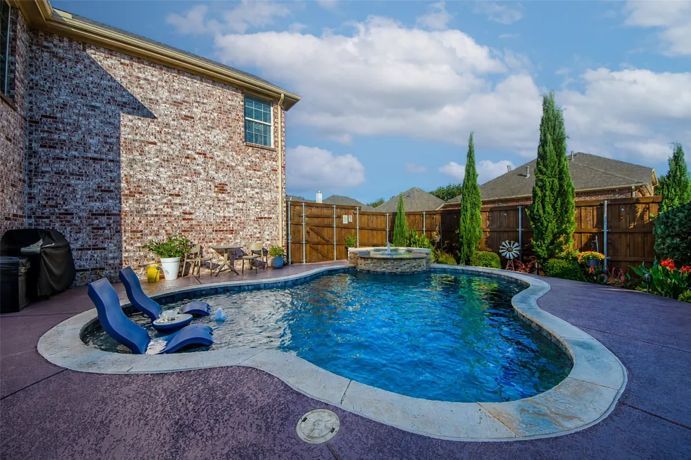 904 Cougar Drive Allen, TX 75013