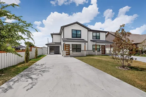 4933 Mobile Drive