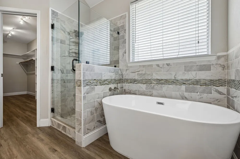 804 Summit Pointe Lewisville, TX 75077