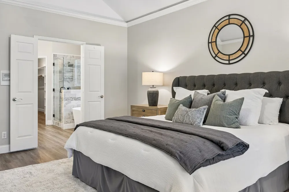 804 Summit Pointe Lewisville, TX 75077