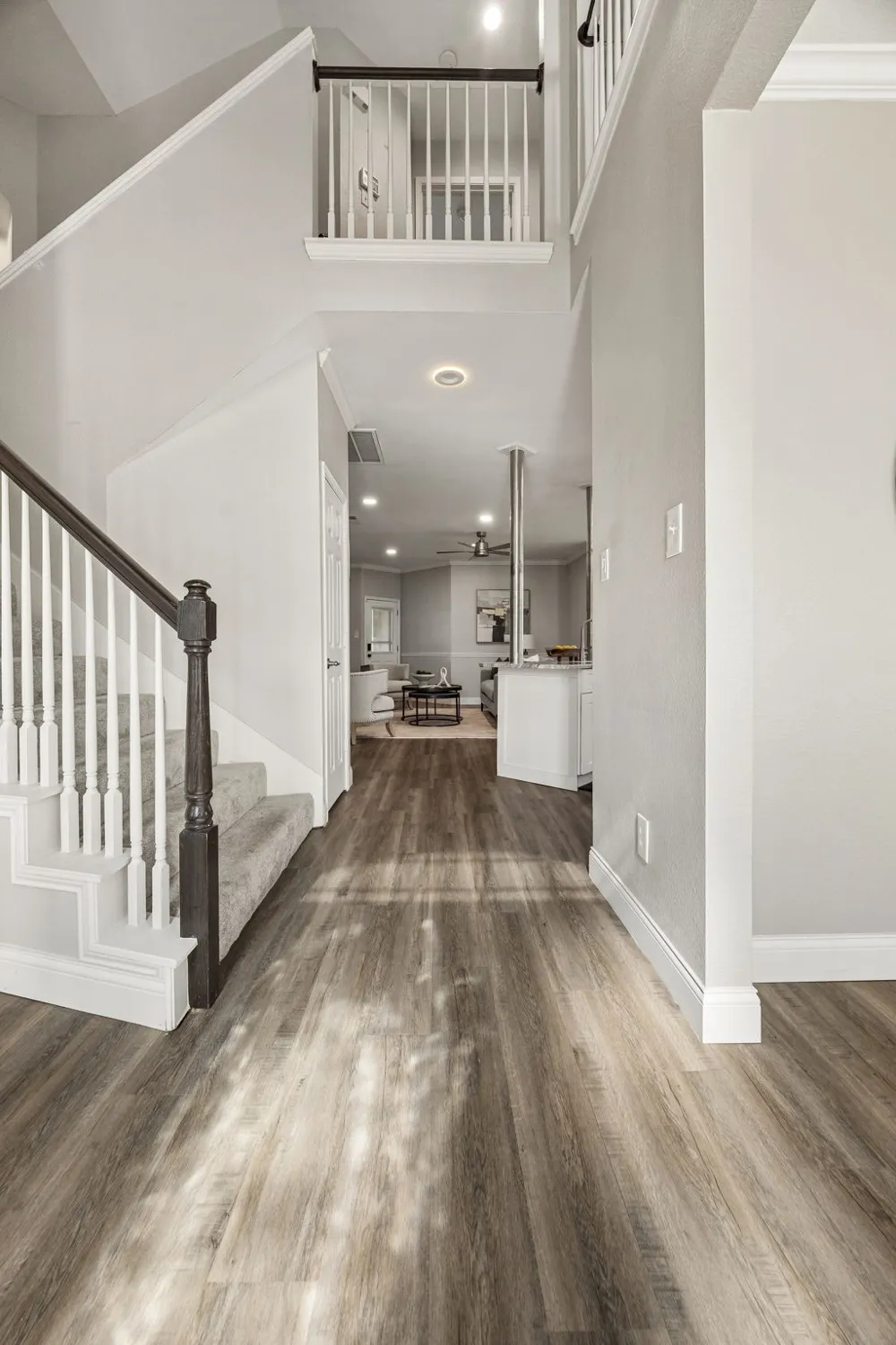 804 Summit Pointe Lewisville, TX 75077
