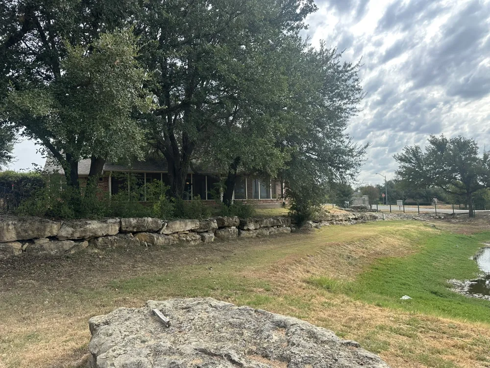 101 Creekside Drive Glen Rose, TX 76043
