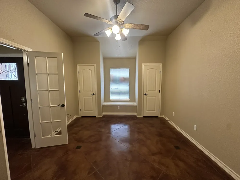 101 Creekside Drive Glen Rose, TX 76043