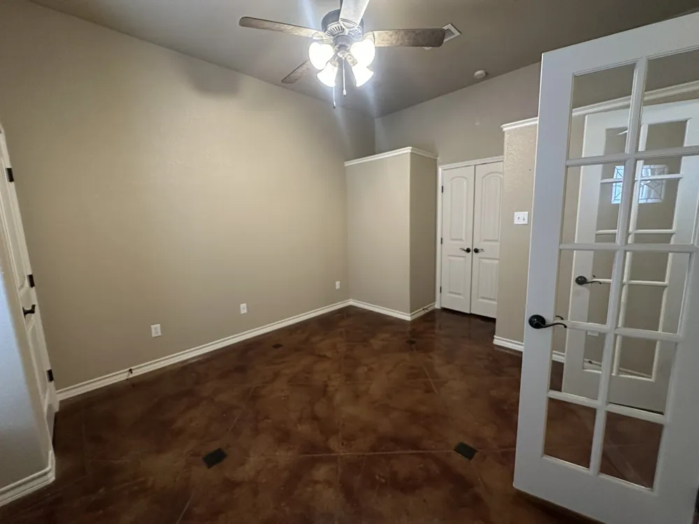 101 Creekside Drive Glen Rose, TX 76043