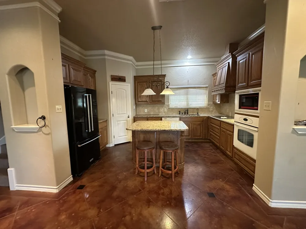 101 Creekside Drive Glen Rose, TX 76043