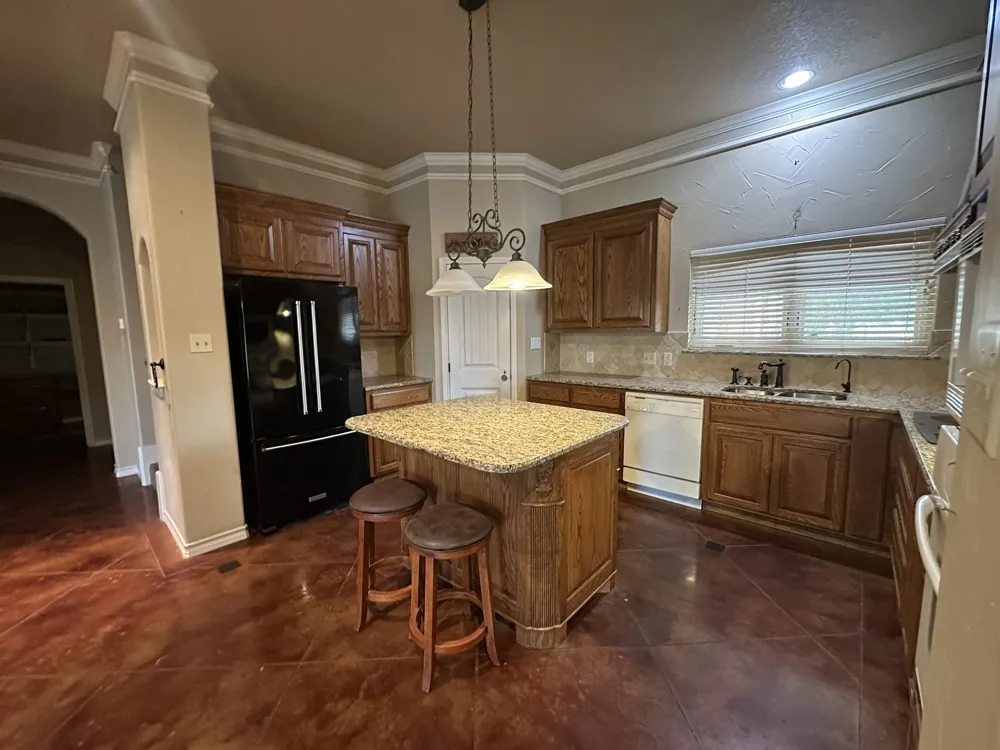 101 Creekside Drive Glen Rose, TX 76043