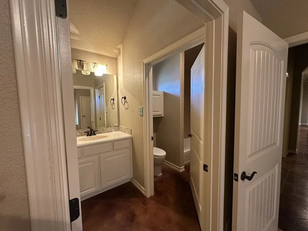 101 Creekside Drive Glen Rose, TX 76043