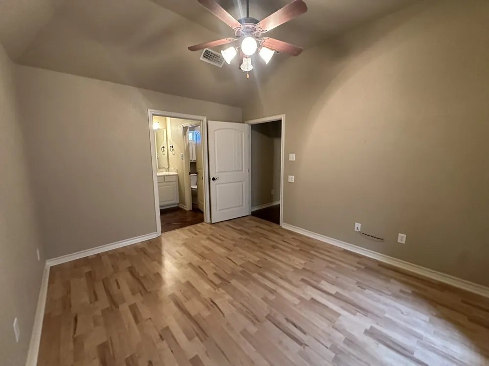 101 Creekside Drive Glen Rose, TX 76043