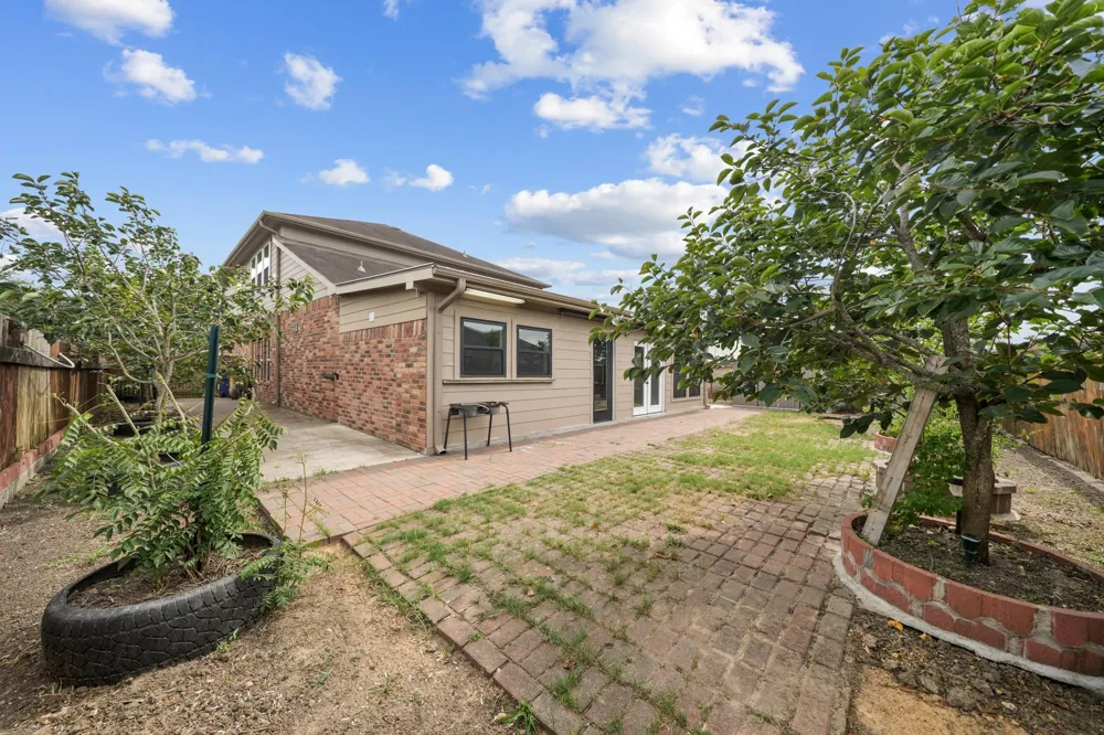 8306 Sunstone Court Texas City, TX 77591