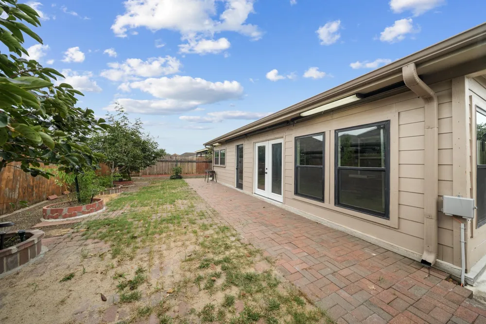 8306 Sunstone Court Texas City, TX 77591