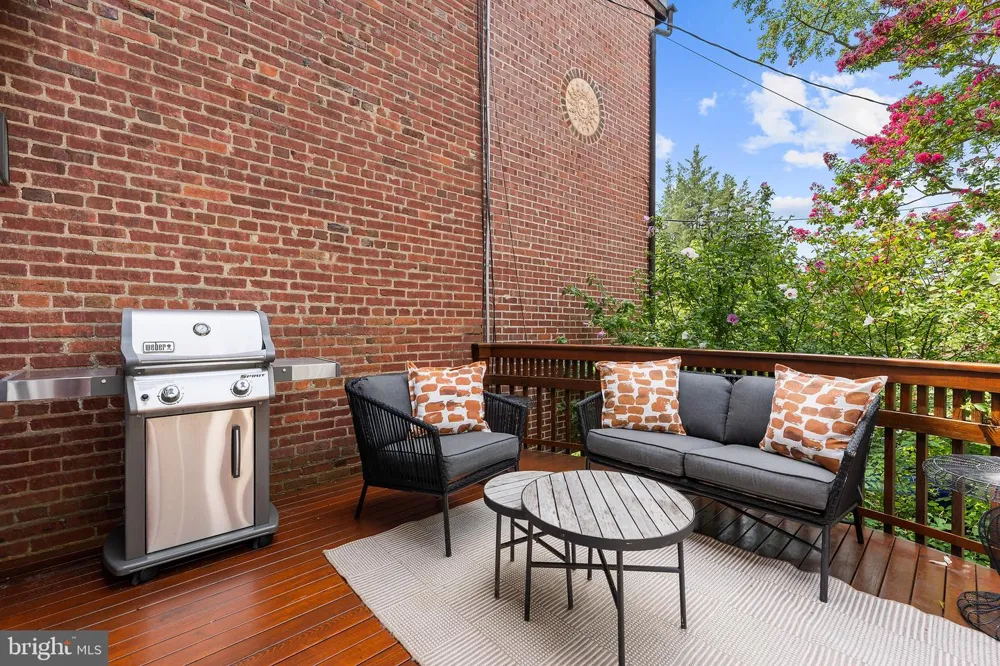1706 SURREY LANE NW Washington, DC 20007