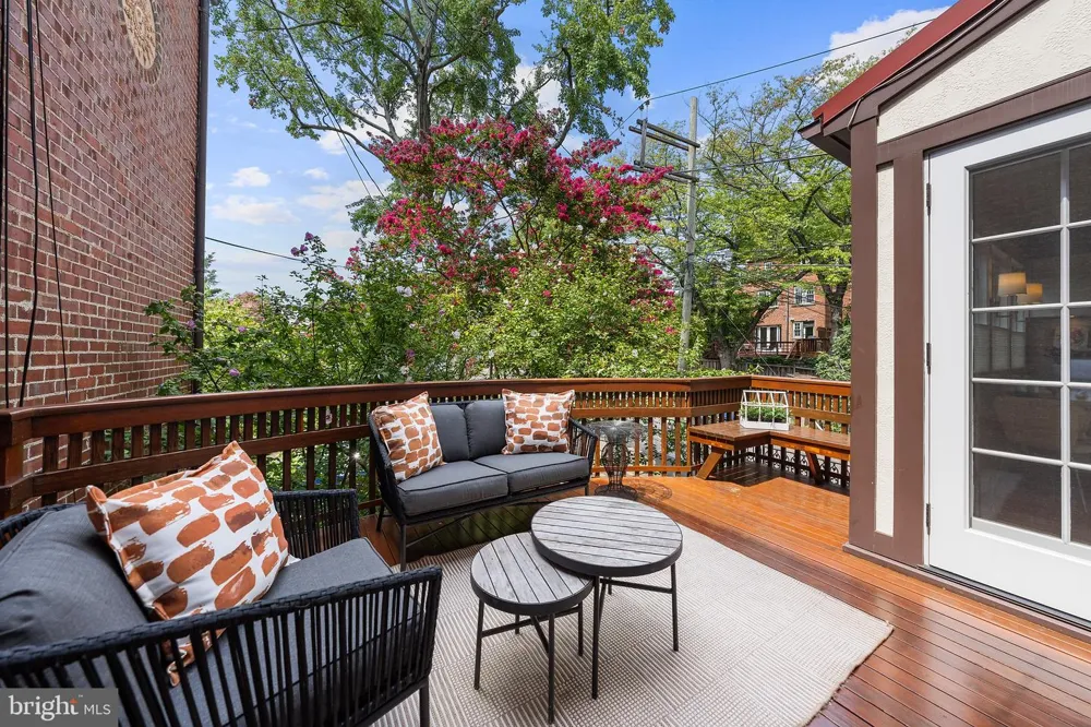 1706 SURREY LANE NW Washington, DC 20007