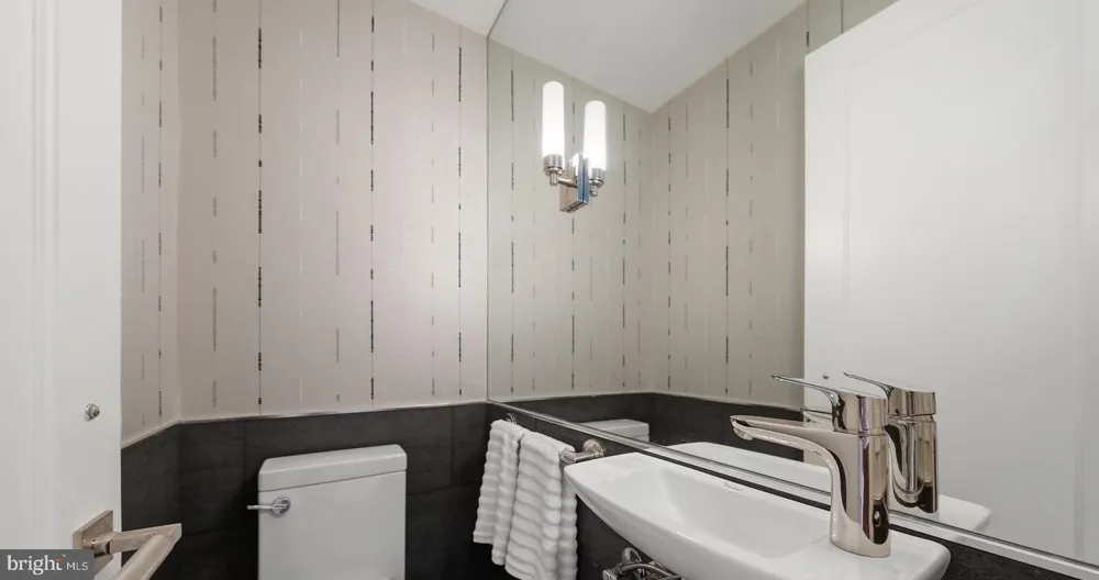 1706 SURREY LANE NW Washington, DC 20007