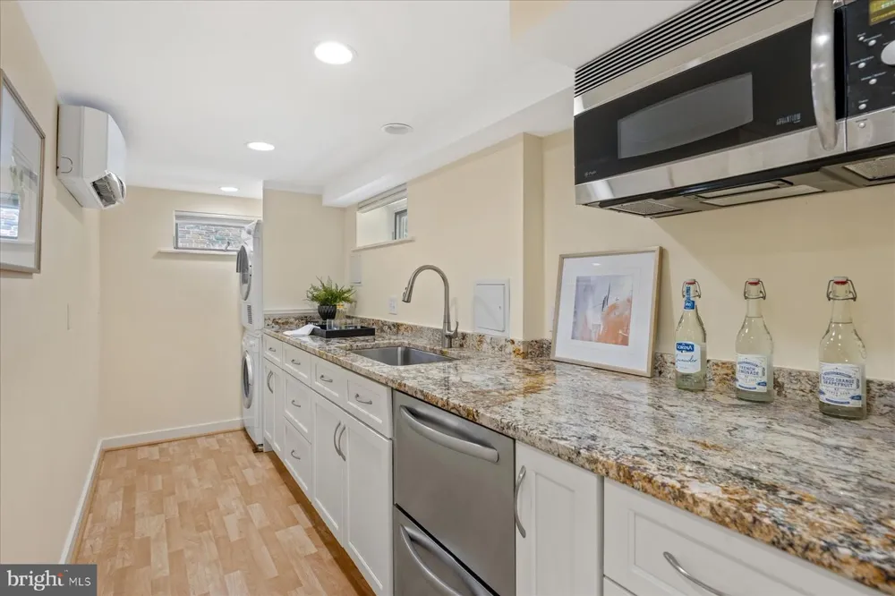 1706 SURREY LANE NW Washington, DC 20007