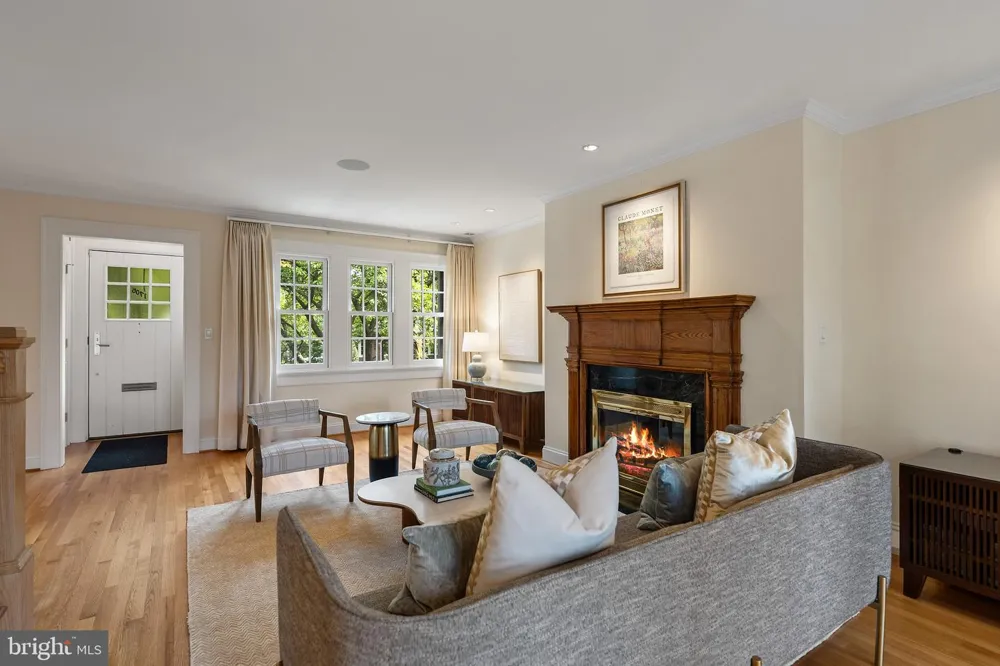 1706 SURREY LANE NW Washington, DC 20007