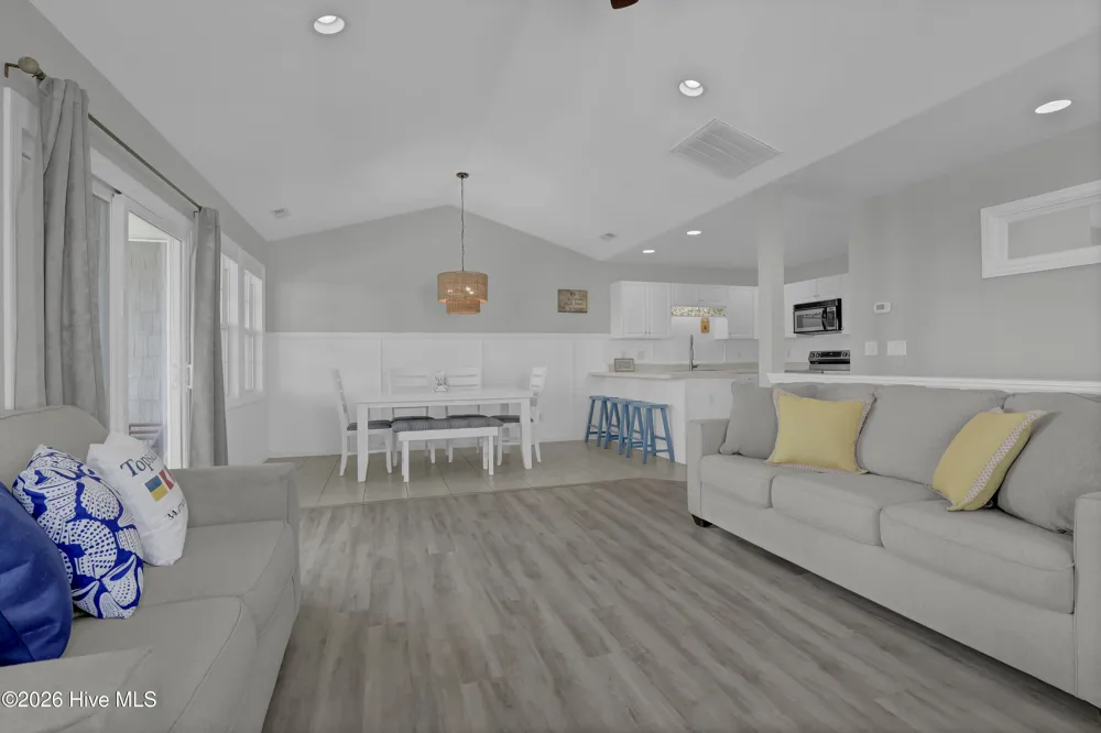 1006 S Anderson Boulevard #A Topsail Beach, NC 28445