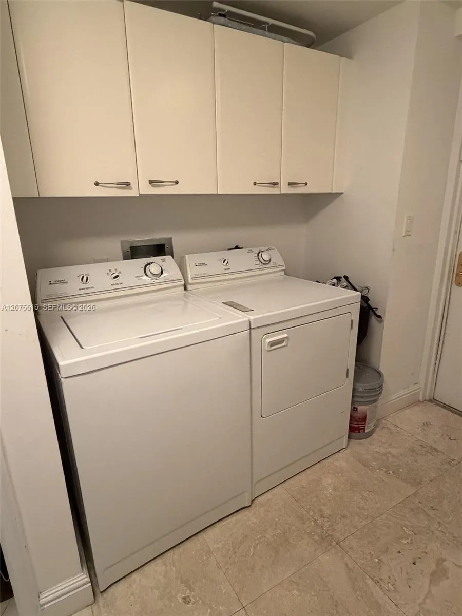 19955 NE 38th Ct #606 Aventura, FL 33180