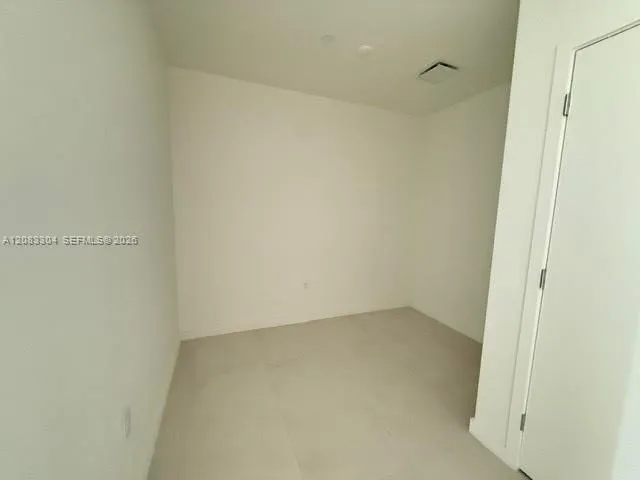 1400 Biscayne Blvd #904 Miami, FL 33132