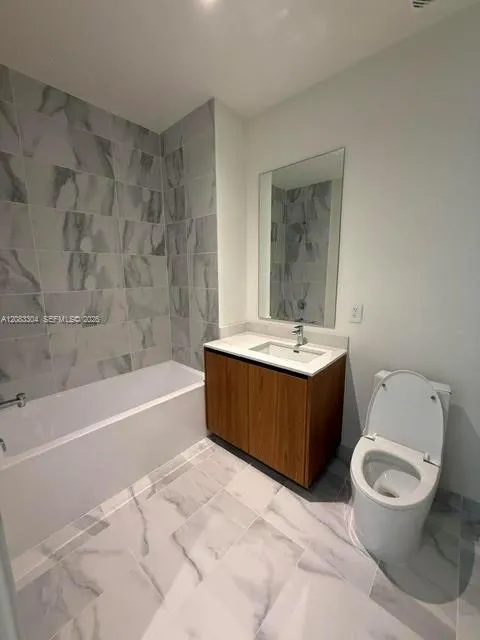 1400 Biscayne Blvd #904 Miami, FL 33132