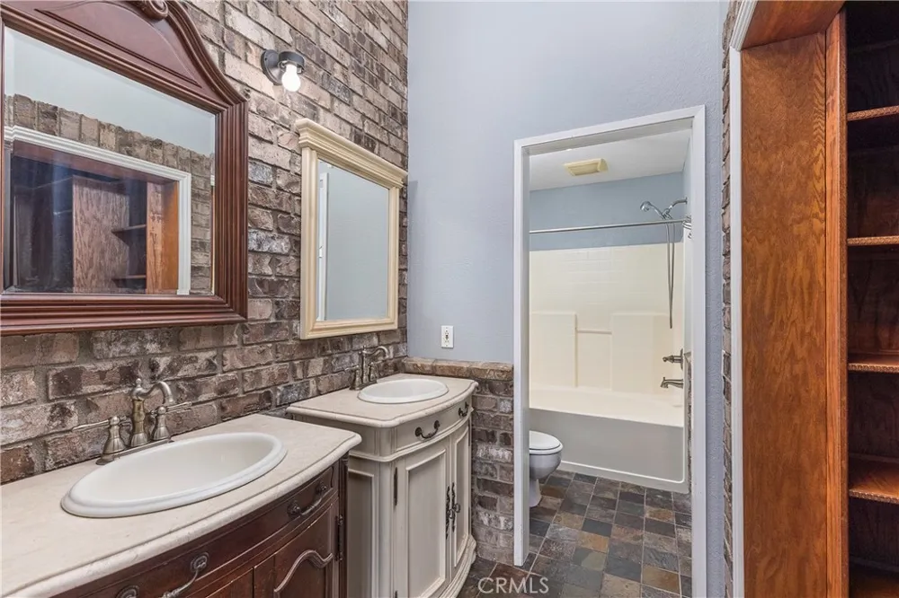 31529 Amsterdam Winchester, CA 92596