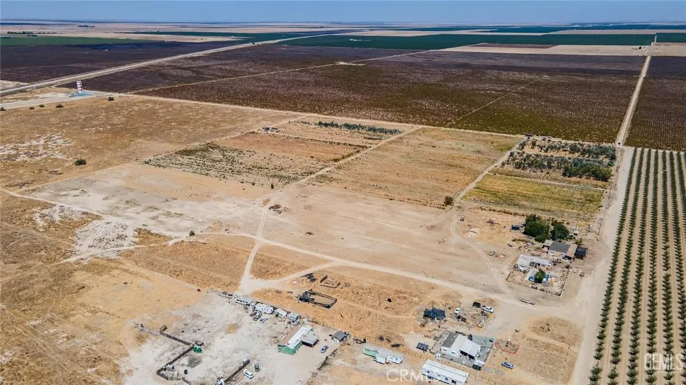 28197 Woollomes Road Wasco, CA 93280