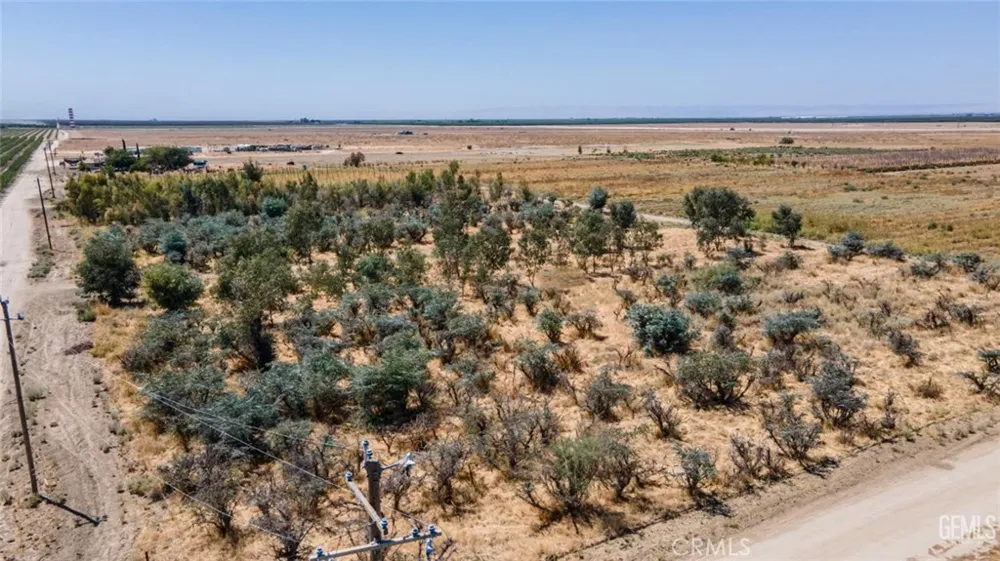 28197 Woollomes Road Wasco, CA 93280