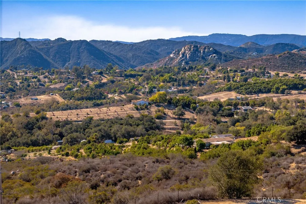 Via Ranchitos / Via del Gavilan Fallbrook, CA 92028