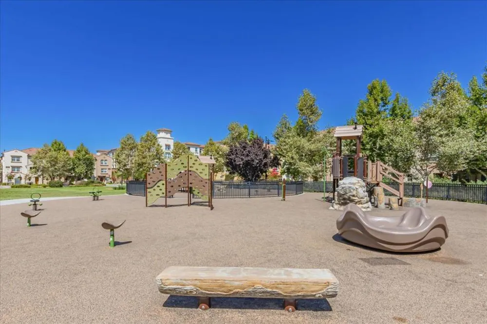 1418 Lavender Loop Milpitas, CA 95035