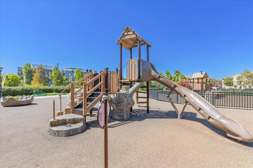 1418 Lavender Loop Milpitas, CA 95035