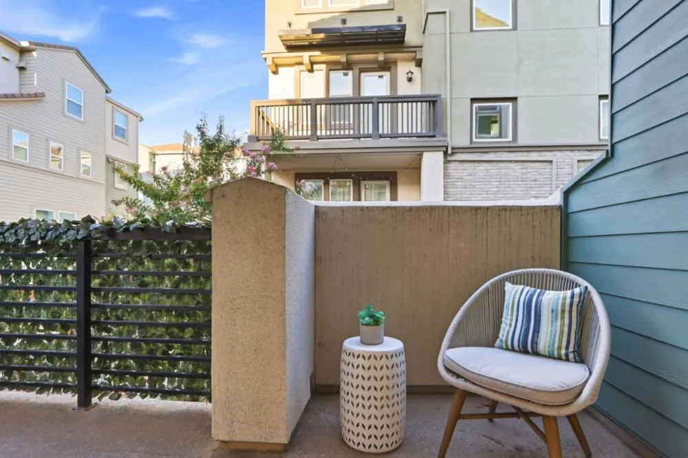 1418 Lavender Loop Milpitas, CA 95035