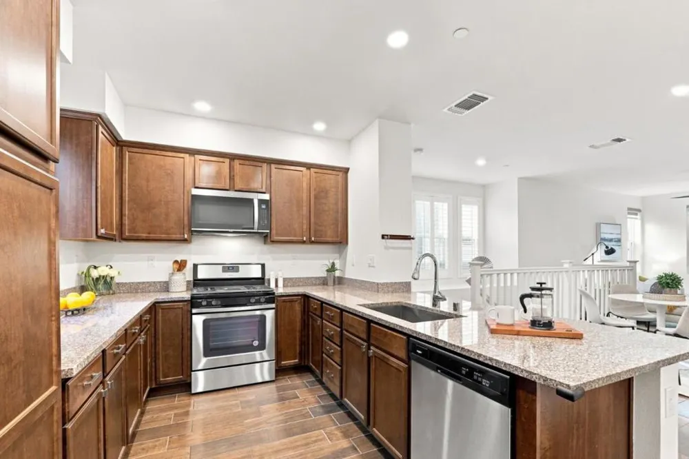 1418 Lavender Loop Milpitas, CA 95035