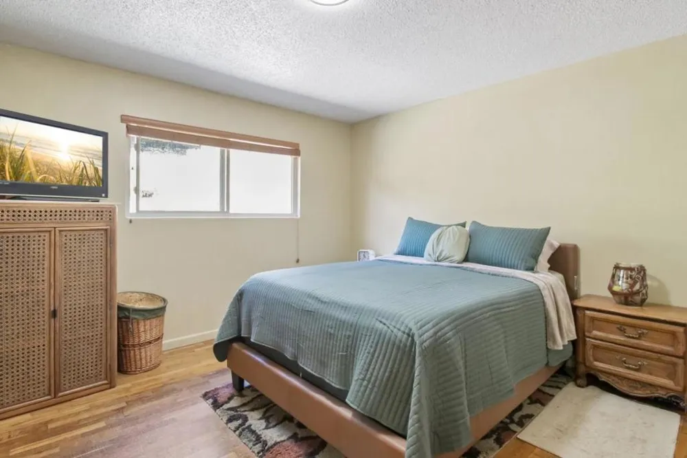 8980 Oak Road Salinas, CA 93907
