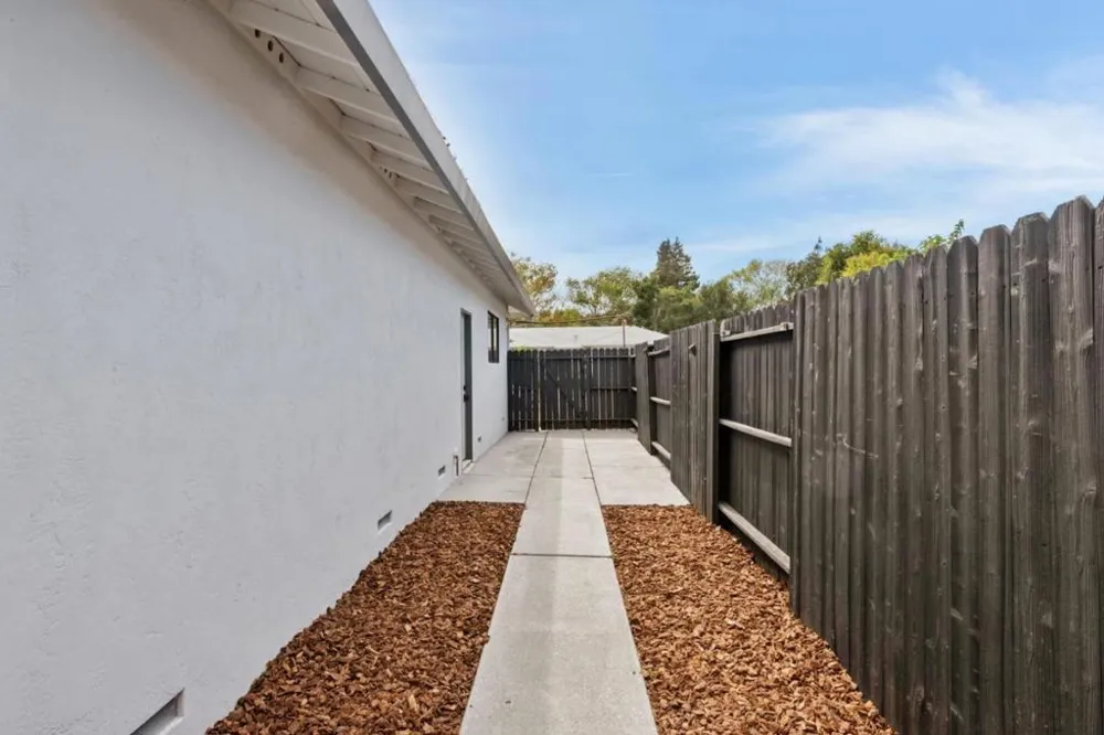 492 Umland Drive Santa Rosa, CA 95401