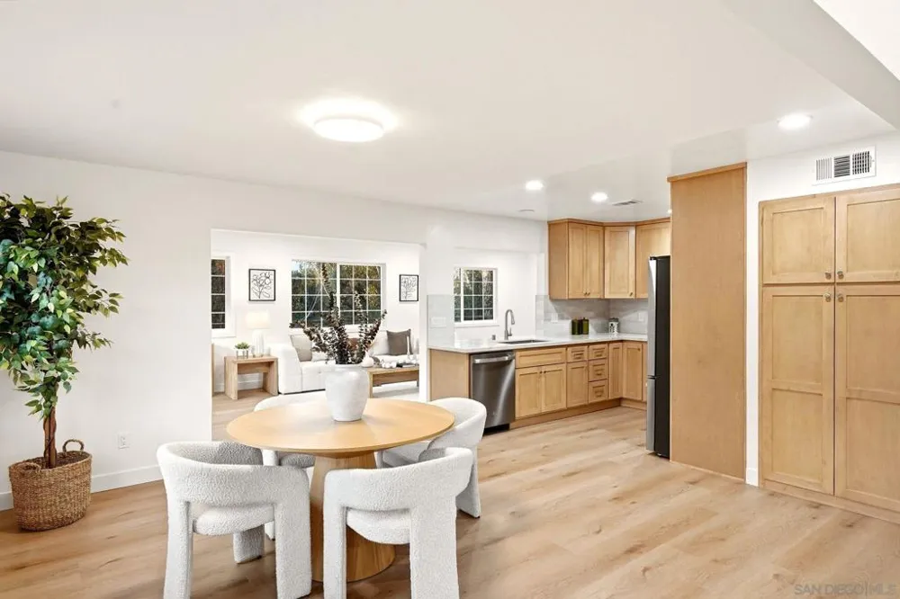 8113 Blythe Ct San Diego, CA 92126