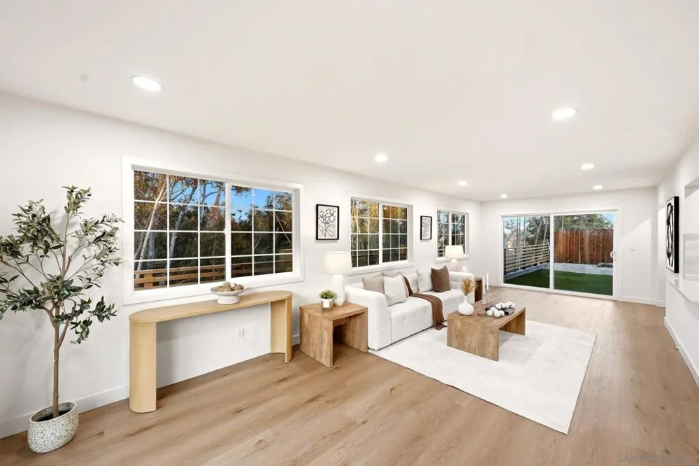 8113 Blythe Ct San Diego, CA 92126