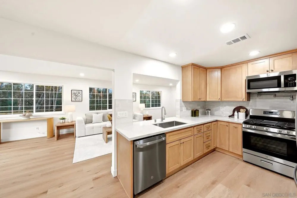 8113 Blythe Ct San Diego, CA 92126