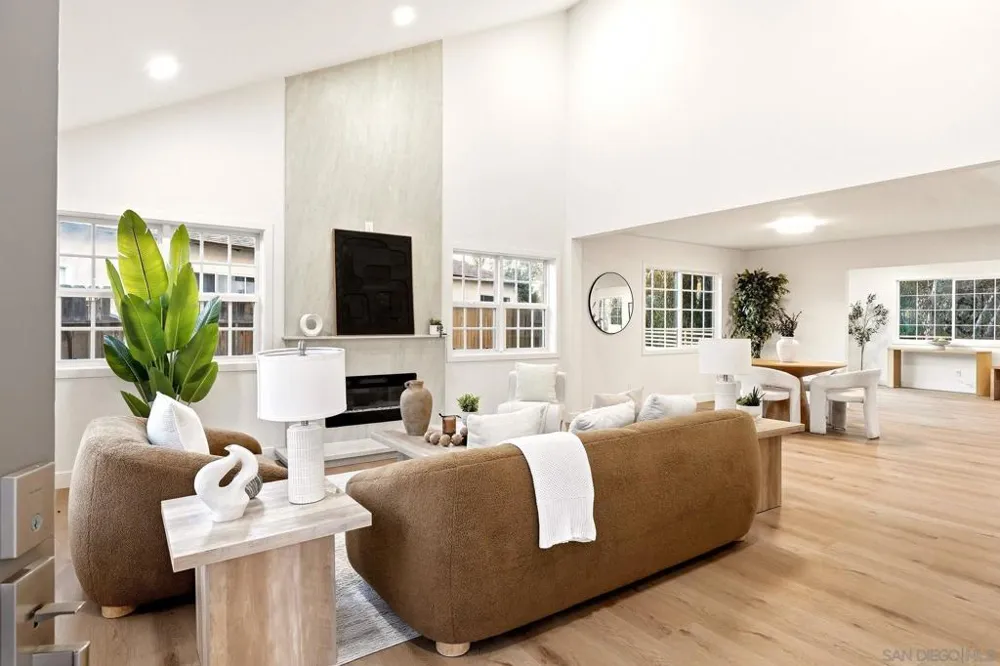8113 Blythe Ct San Diego, CA 92126