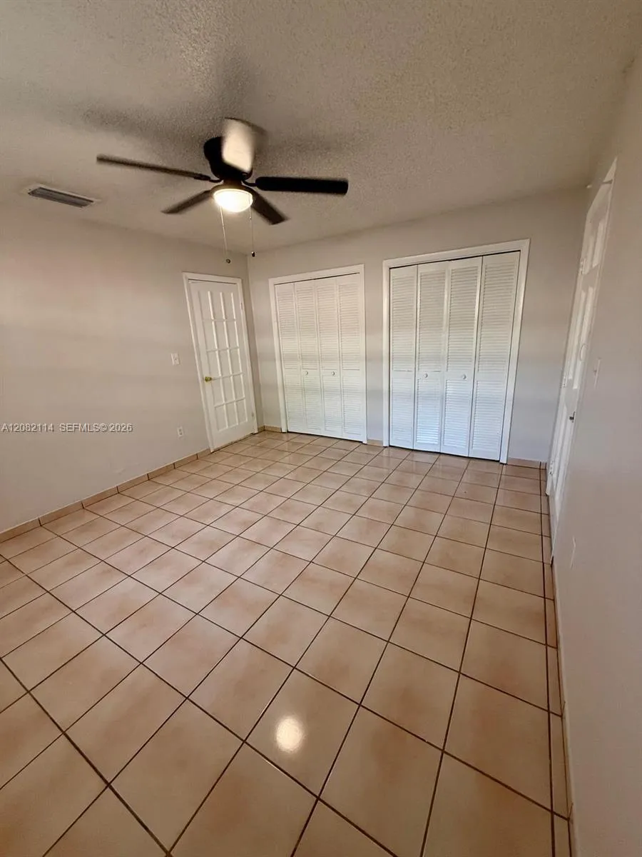 2433 SW 11th St Miami, FL 33135