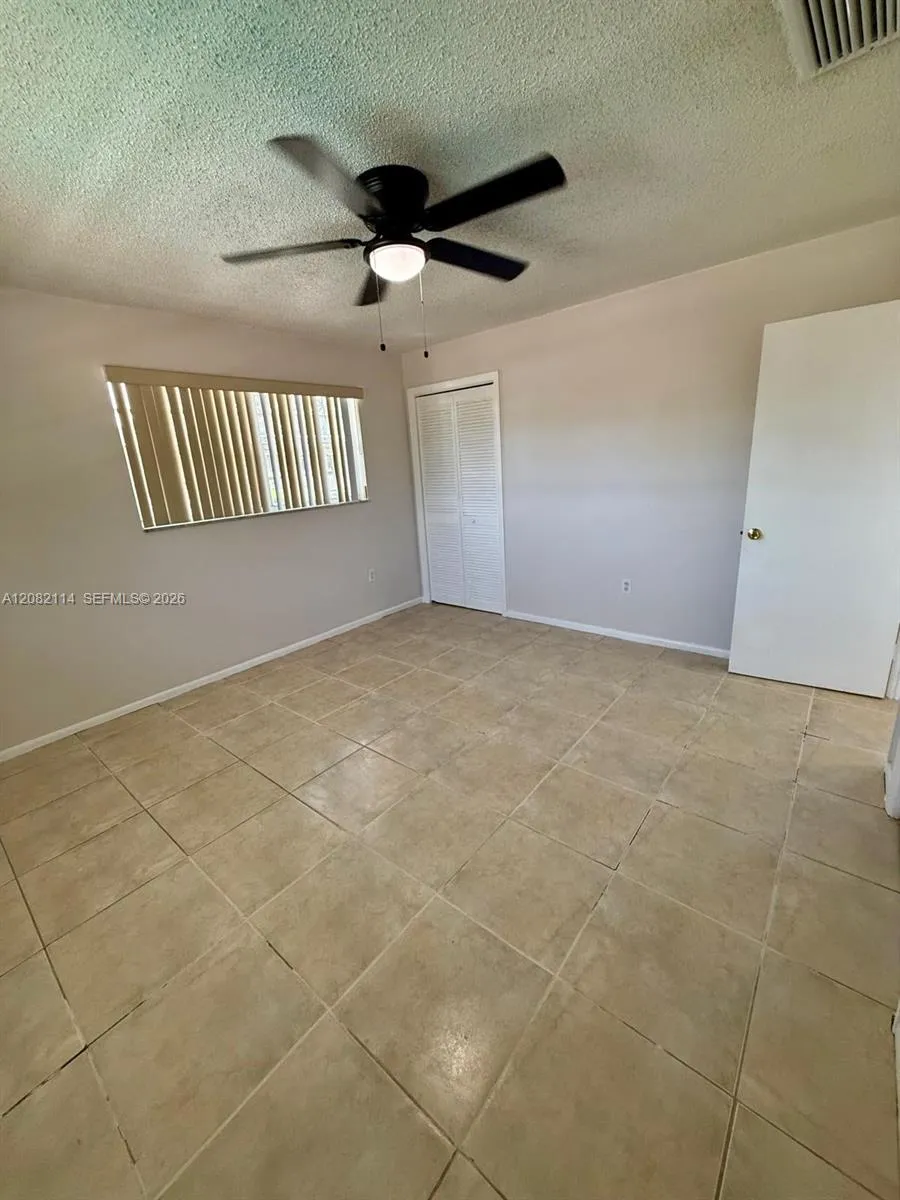 2433 SW 11th St Miami, FL 33135