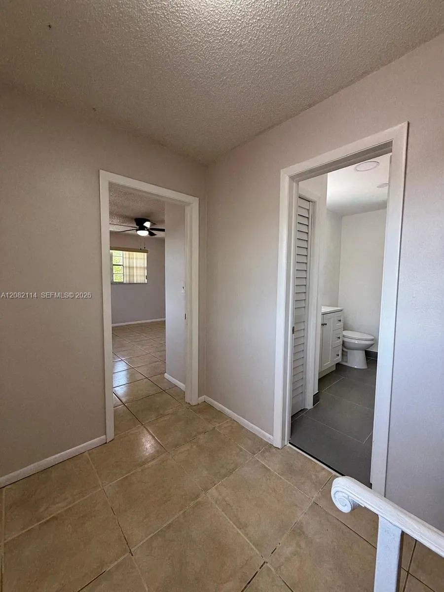 2433 SW 11th St Miami, FL 33135